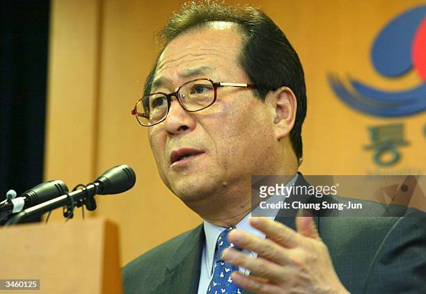 South Korean Unification Minister Chung Se-Hyun holds a press conference in reaction to North Korea's trains explosion on April 23, 2004 in Seoul,...