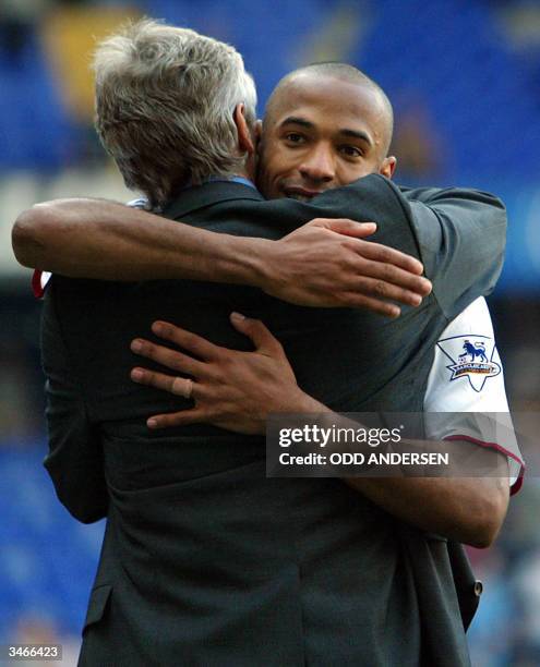 568 Thierry Henry Arsene Wenger Photos & High Res Pictures - Getty Images