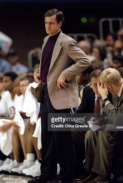 Illinois Fighting Illini head coach Lon Kruger looks on during a game against the California Bears at Harmon Gym in Berkeley, California. California...