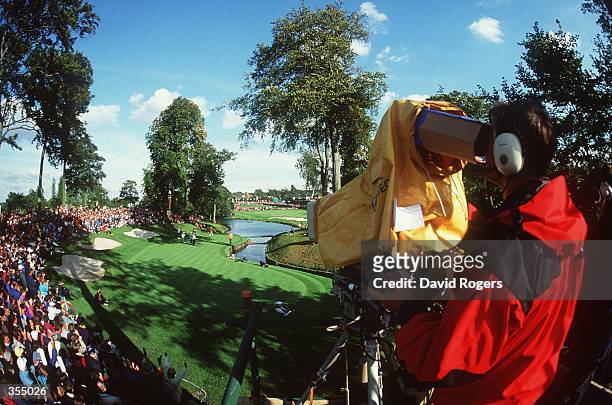 THE TV CAMERA VIEW OF THE10TH GREEN DURING THE 1993 RYDER CUP AT THE BELFRY, SUTTON COLDFIELD, ENGLAND.