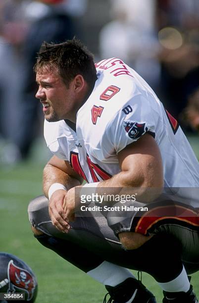 Running back Mike Alstott of the Tampa Bay Buccaneers against the Detroit Lions during a game at Houlihan''s Stadium in Tampa, Florida. The Lions...