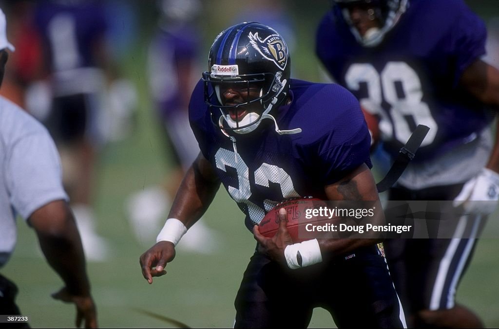 Ericht Rhett Errict Rhett of the Baltimore Ravens in action during the Ravens ...