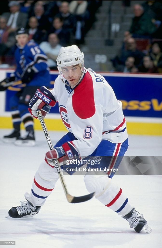 Mike Recchi Mark Recchi of the Montreal Canadiens skates during the game against ...