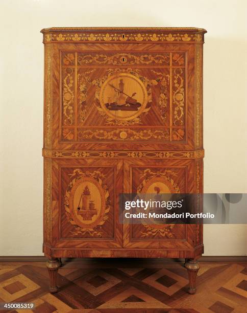 Giuseppe Maggiolini Style Photos and Premium High Res Pictures - Getty ...