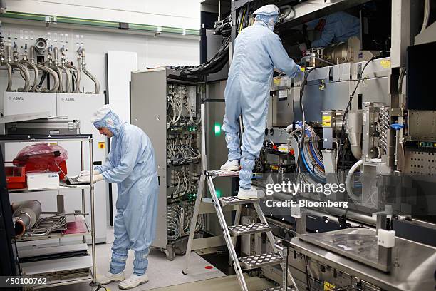 Asml Machine Printing Asml Fotografías e imágenes de stock - Getty Images