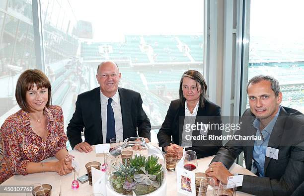 Host Carole Gaessler, President of France Television Remy Pflimlin, producer Marie Masmonteil and journalist Louis Laforge pose at France Television...