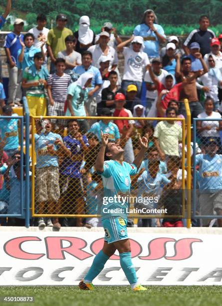 Irven Avila of Sporting Cristal celebrates a scored goal against Union Comercio during a match between Union Comercio and Sporting Cristal as part of...