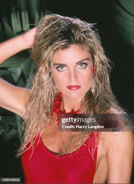 ActressTracy Scoggins poses for a portrait in 1985 in Los Angeles, California.