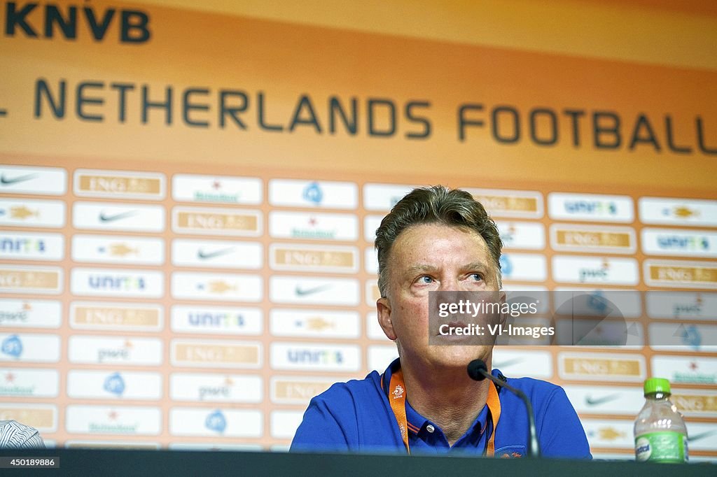 Press conference - "Louis van Gaal"