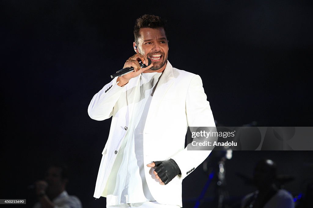 Puerto Rican Singer Ricky Famous Puerto rican singer Ricky Martin performs during the 8th day ...