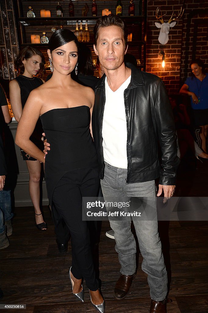 Model Camila Alves and actor Matthew McConaughey attend Spike TV's ...