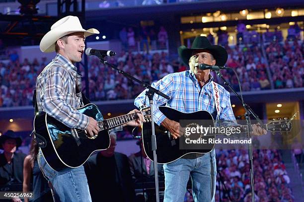George Strait Riding George Strait The Cowboy Rides Away Tour Photos and Premium High Res ...