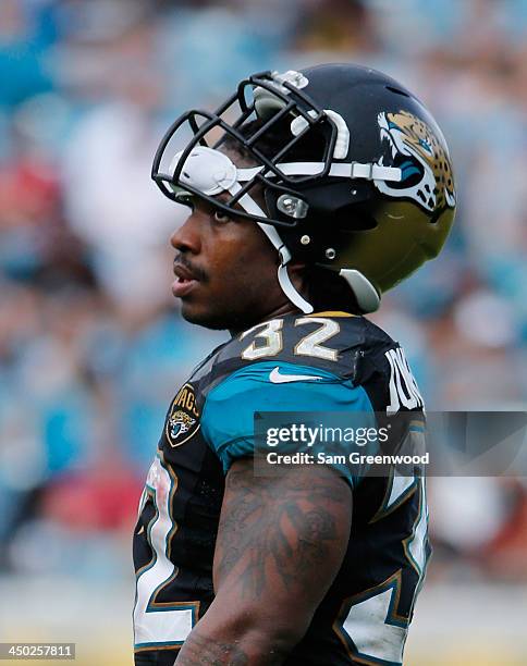 Maurice Jones-Drew of the Jacksonville Jaguars watches the action during the game against the Arizona Cardinals at EverBank Field on November 17,...