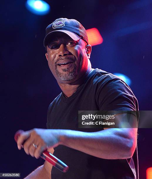 Darius Rucker performs during the 2014 CMA Festival at LP Field on June 7, 2014 in Nashville, Tennessee.