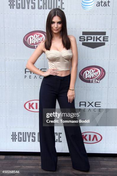 Emily Ratajkowski attends the Spike TV's "Guys Choice" Awards held at