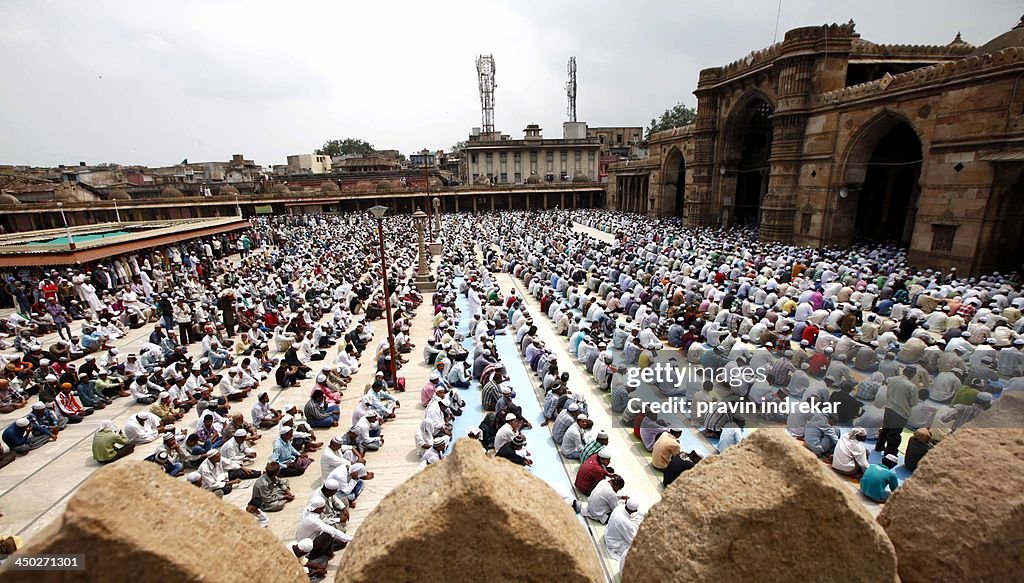 RAMZAN LAST FRIDAY NAMAZ