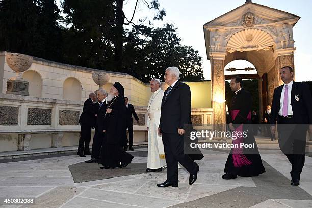 Pope Francis meets Patriarch Bartholomaios I , Israeli President Shimon Peres and Palestinian President Mahmoud Abbas for a peace invocation prayer...