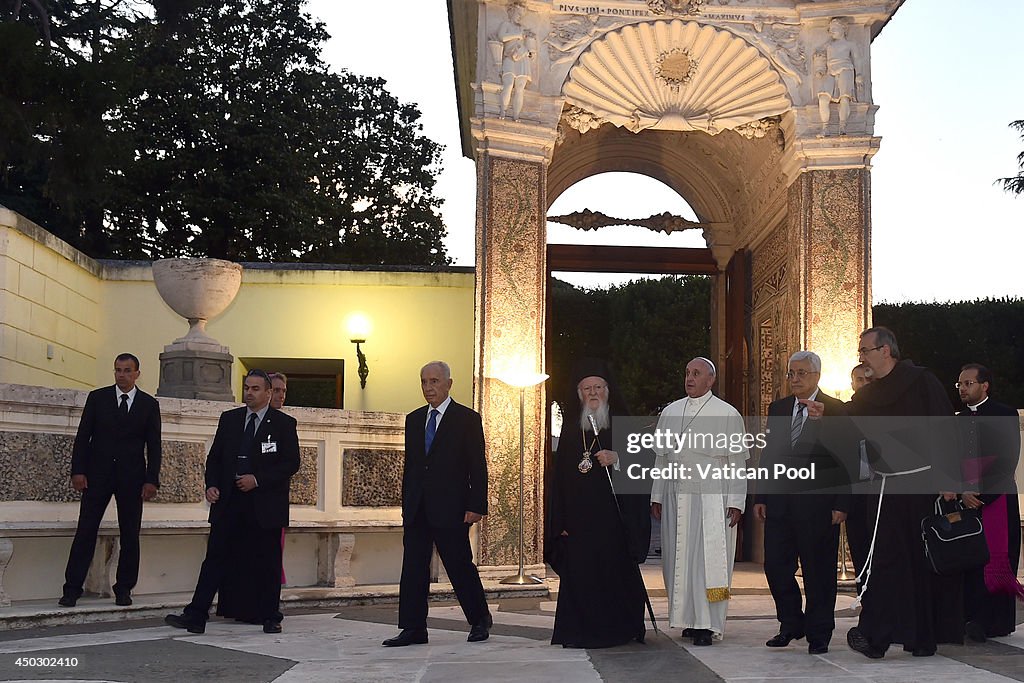 Pope Francis Meets Israeli President Shimon Peres, Palestinian President Mahmoud Abbas And Patriarch Bartholomaios I To Pray For Peace