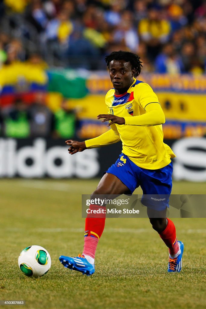 Ecuador v Argentina
