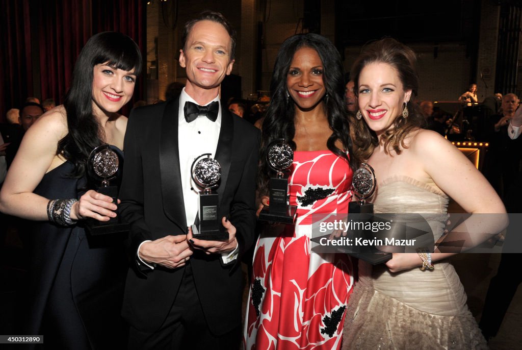 2014 Tony Awards - Backstage & Audience