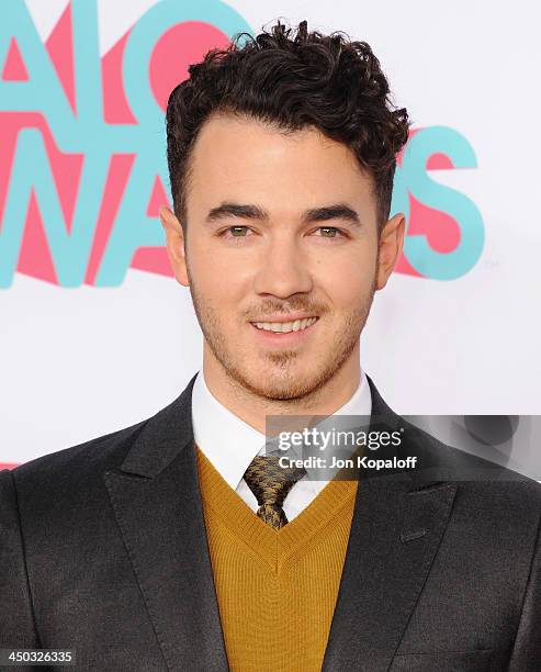 Musician Kevin Jonas of The Jonas Brothers arrives at the 2013 TeenNick HALO Awards at Hollywood Palladium on November 17, 2013 in Hollywood,...