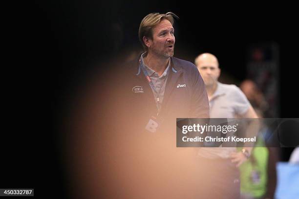 Head coach Martin Schwalb of Hamburg looks thoughtful during the VELUX EHF Handball Champions League group D match between HSV Hamburg and SG...