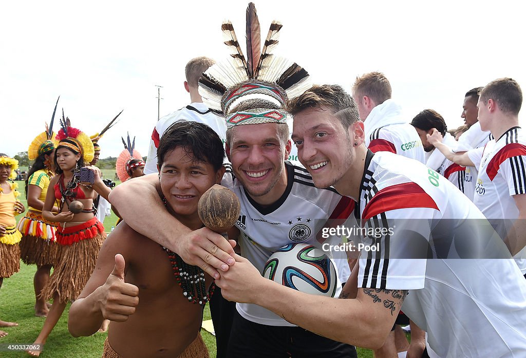 Brazilian Indians Visit The German National Team