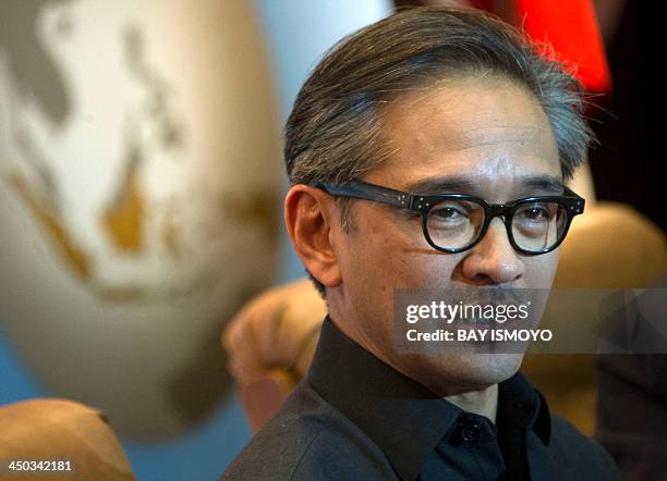 Indonesian Foreign Minister Marty Natalegawa delivers a statement in Jakarta on November 18, 2013. Indonesia on November 18 recalled its ambassador...