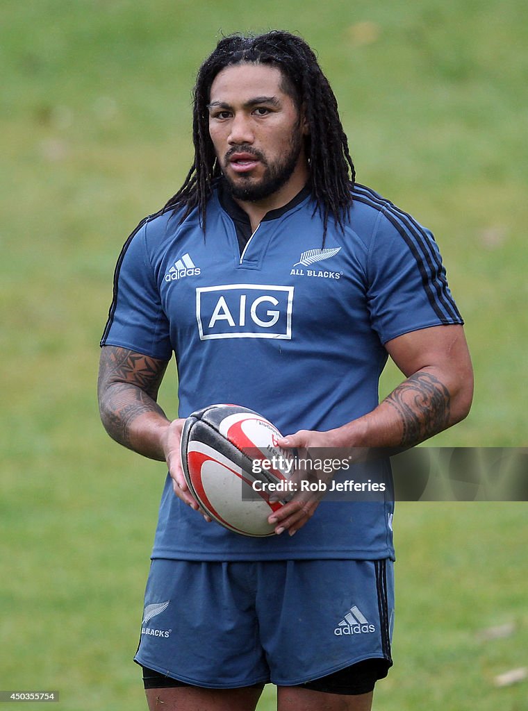 New Zealand All Blacks Training Session