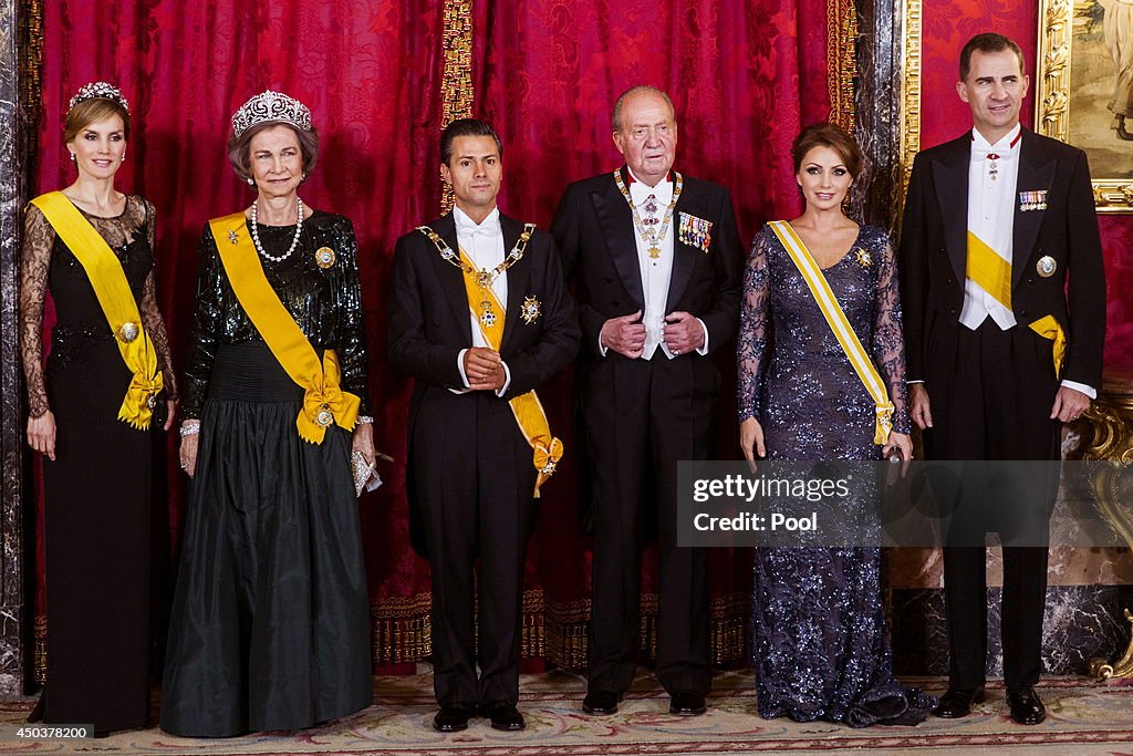 Spanish Royals Host a Dinner With President of Mexico and His Wife