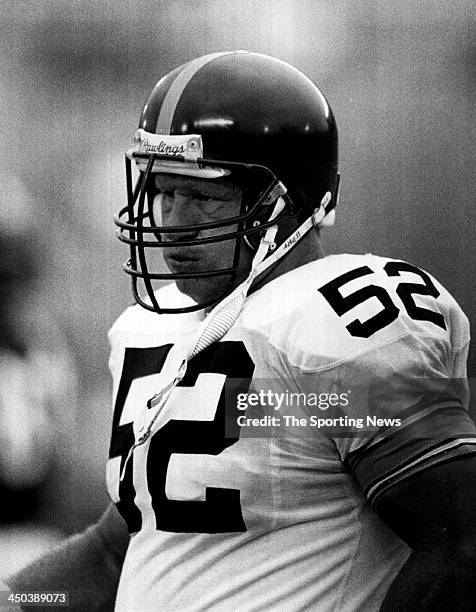 Mike Webster of Pittsburgh Steelers looks on during a game circa 1989 in Pittsburgh, Pennsylvania. Webster played for the Steelers from 1974-88.