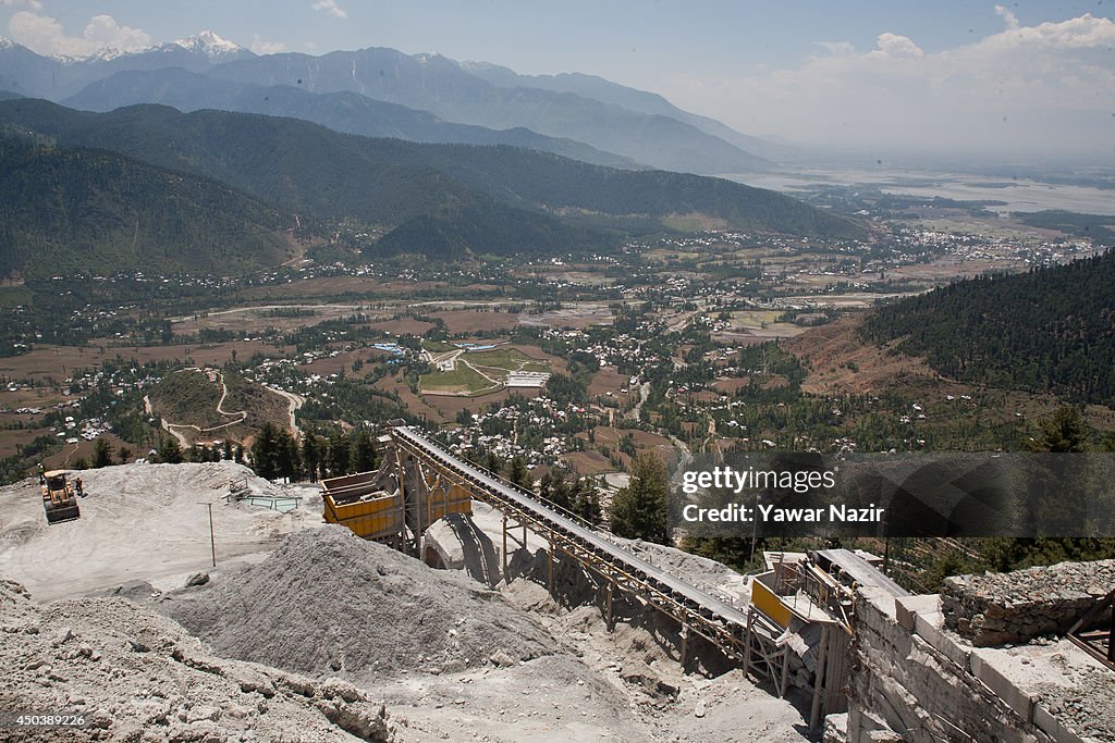 India Successfully Constructs HeadRace Tunnel In Kashmir