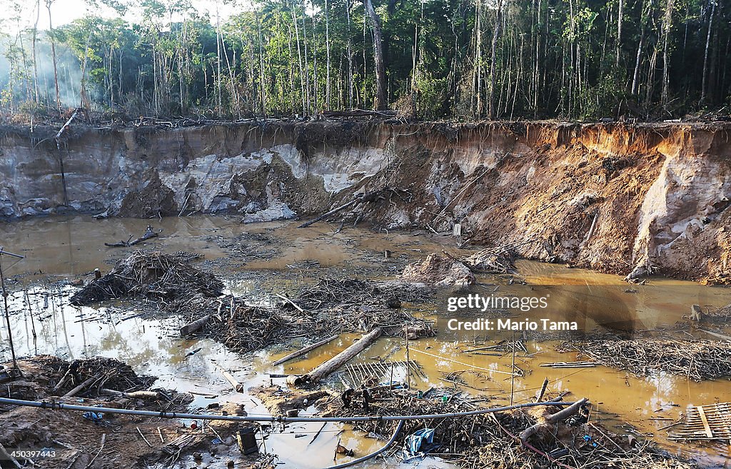 Peruvian Gold Mining Rush Brings Social And Environmental Stresses To Amazon