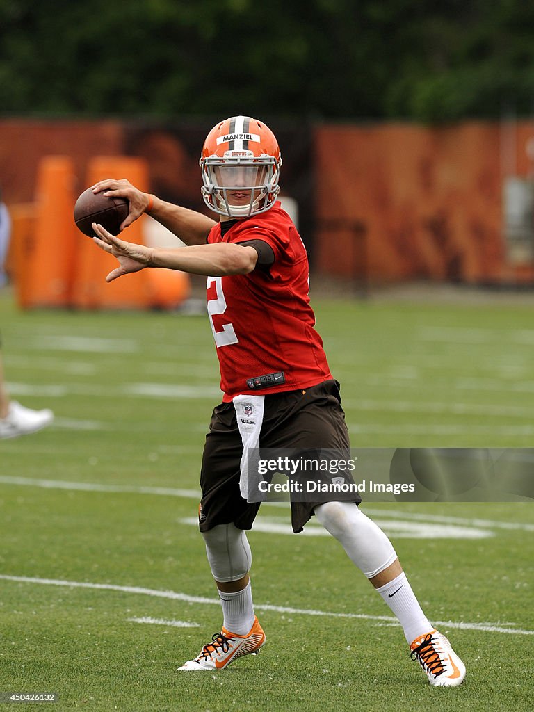 2014 Cleveland Browns OTA Practice