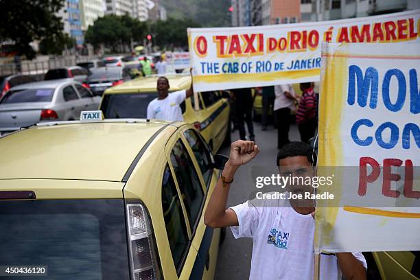 546 Brazil Taxi Drivers Stock Photos, High-Res Pictures, and Images ...