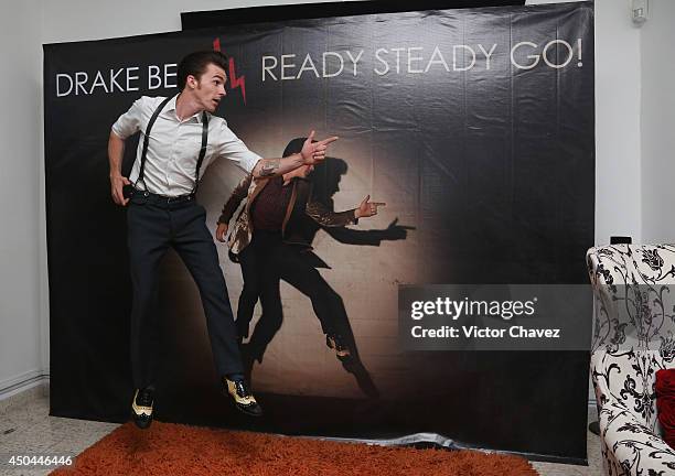 Drake Bell Singer 4,421 Drake Bell Photos & High Res Pictures - Getty Images