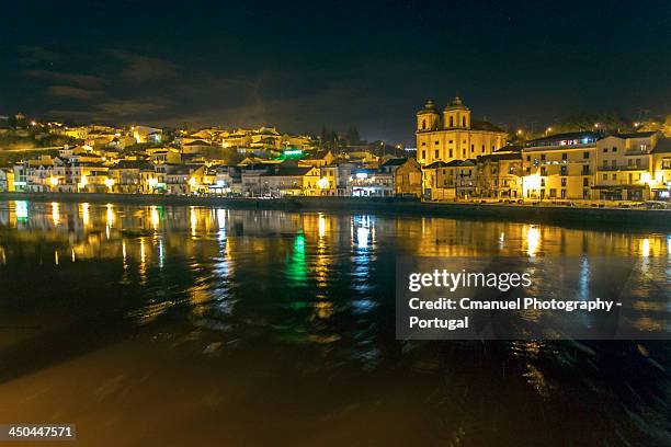 alcácer do sal à noite - noite fotografías e imágenes de stock