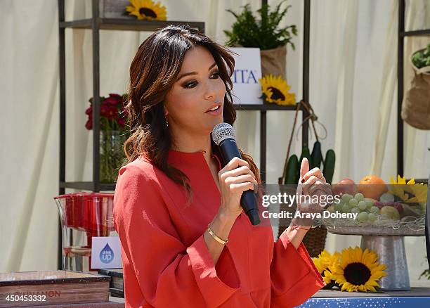 Eva Filter Photos and Premium High Res Pictures - Getty Images