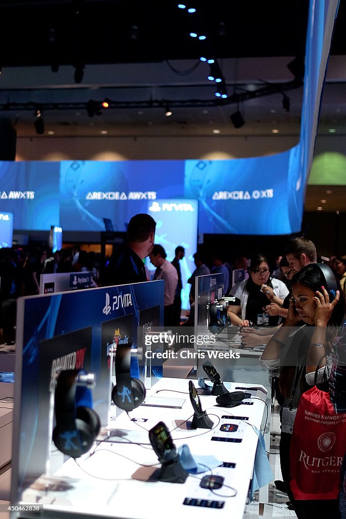 PlayStation E3 2014 Booth
