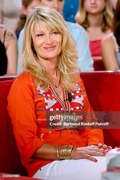 Main guest of the show singer Yannick Noah singing 'Mon dernier Amour' to his companion Isabelle Camus attend the 'Vivement Dimanche' French TV Show....