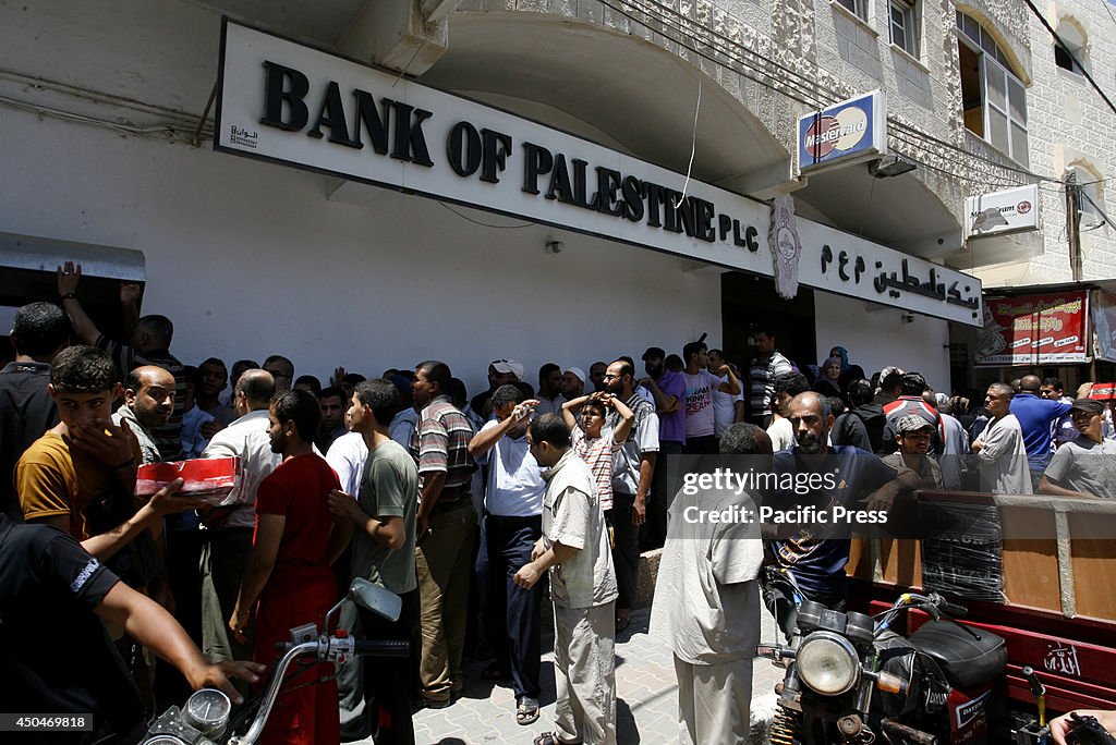 Employees of the Palestinian National Authority (PNA)...
