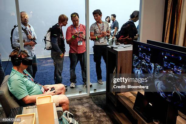 Oculus Rift Developer Kit 2 Games 21 Oculus Rift Development Kit 2 Photos & High Res Pictures - Getty Images