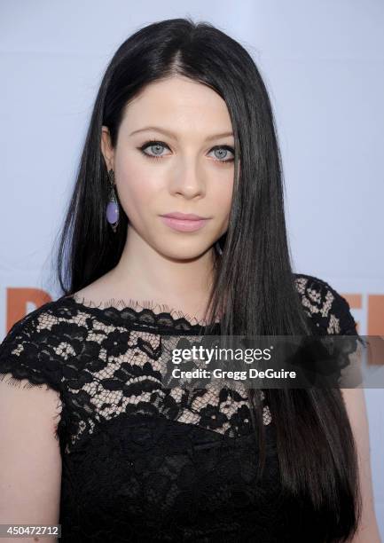 Actress Michelle Trachtenberg arrives at the Pathway To The Cures For Breast Cancer event at Barkar Hangar on June 11, 2014 in Santa Monica,...