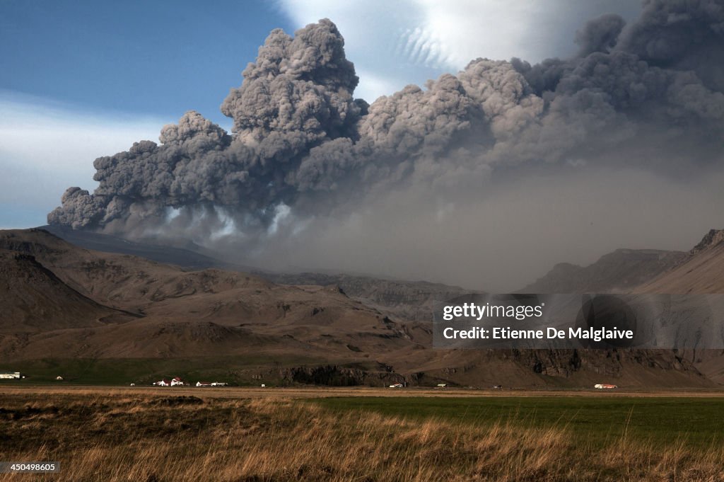 Eruption Of Eyjafjallajokull Volcano In Iceland