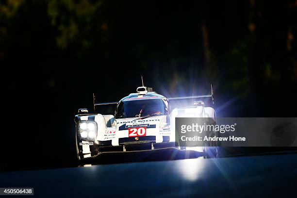 Porsche Team, Porsche 919 Hybrid, Timo Bernhard, Mark Webber, Brendon Hartley on June 12, 2014 in Le Mans, France.