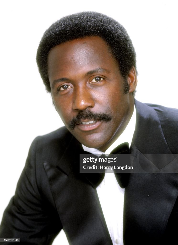 Richard Round Actor Richard Roundtree poses for a portrait in 1985 in Los Angeles ...
