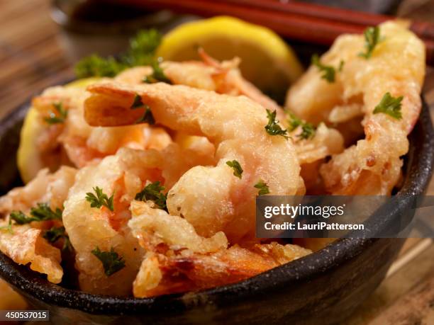 tempura shrimp - gefrituurd stockfoto's en -beelden