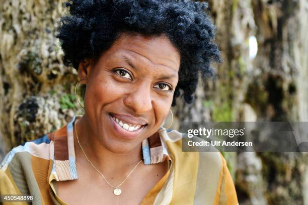 June Mathis Holding Photos and Premium High Res Pictures - Getty Images