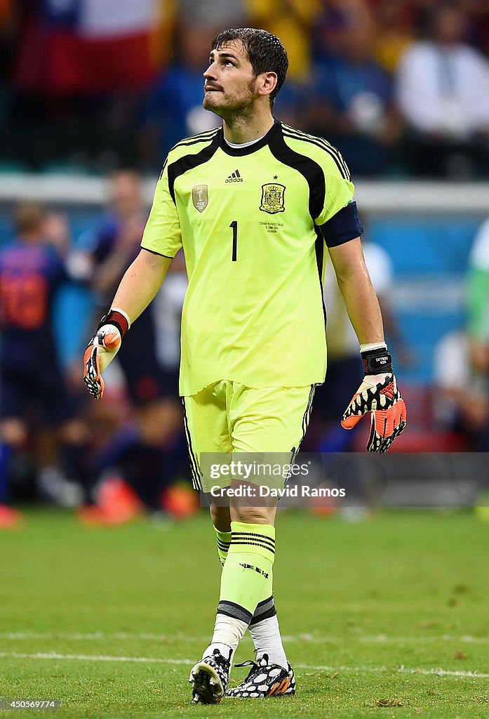 Spain v Netherlands: Group B - 2014 FIFA World Cup Brazil