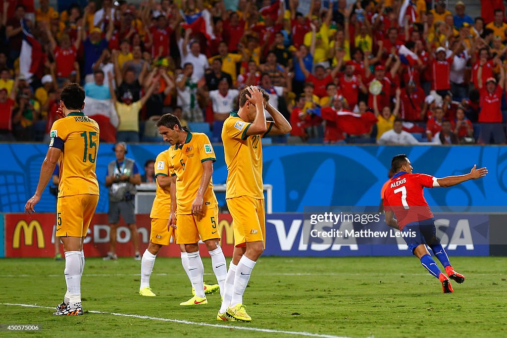 Chile v Australia: Group B - 2014 FIFA World Cup Brazil